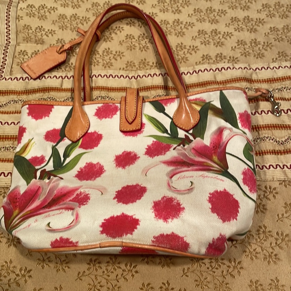 Dooney Bourke Cindy Lilly Bag, Brown Leather,
Canvas, Tote Preppy Classic Purse - Picture 3 of 15